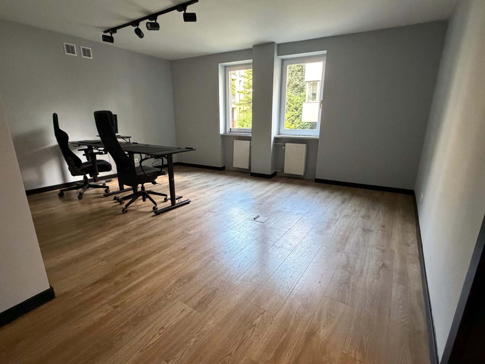 Biurko dla 1 osoby — Zamkowa Coworking, Kraków (2)
