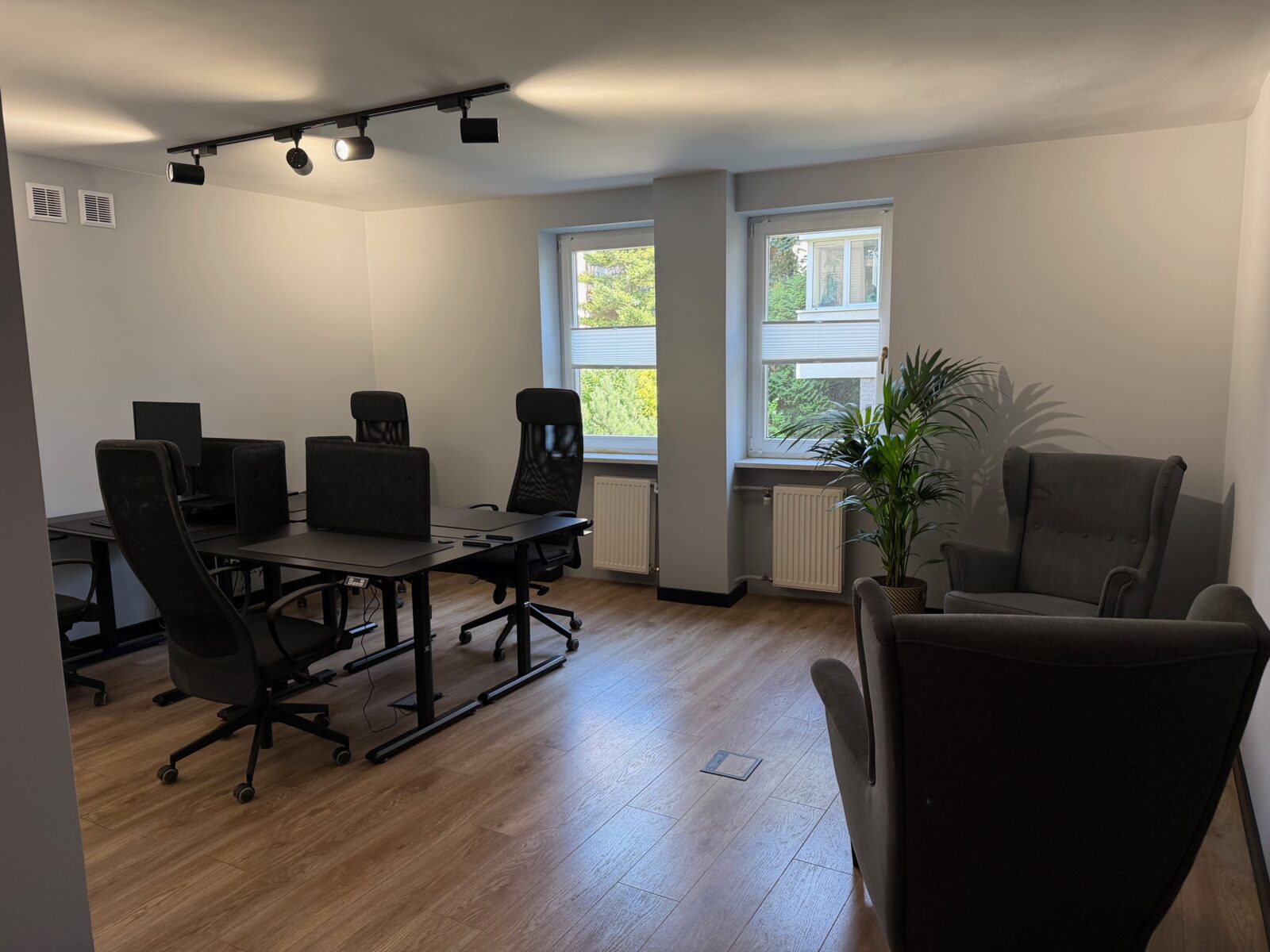 Biurko dla 1 osoby — Zamkowa Coworking, Kraków (5)