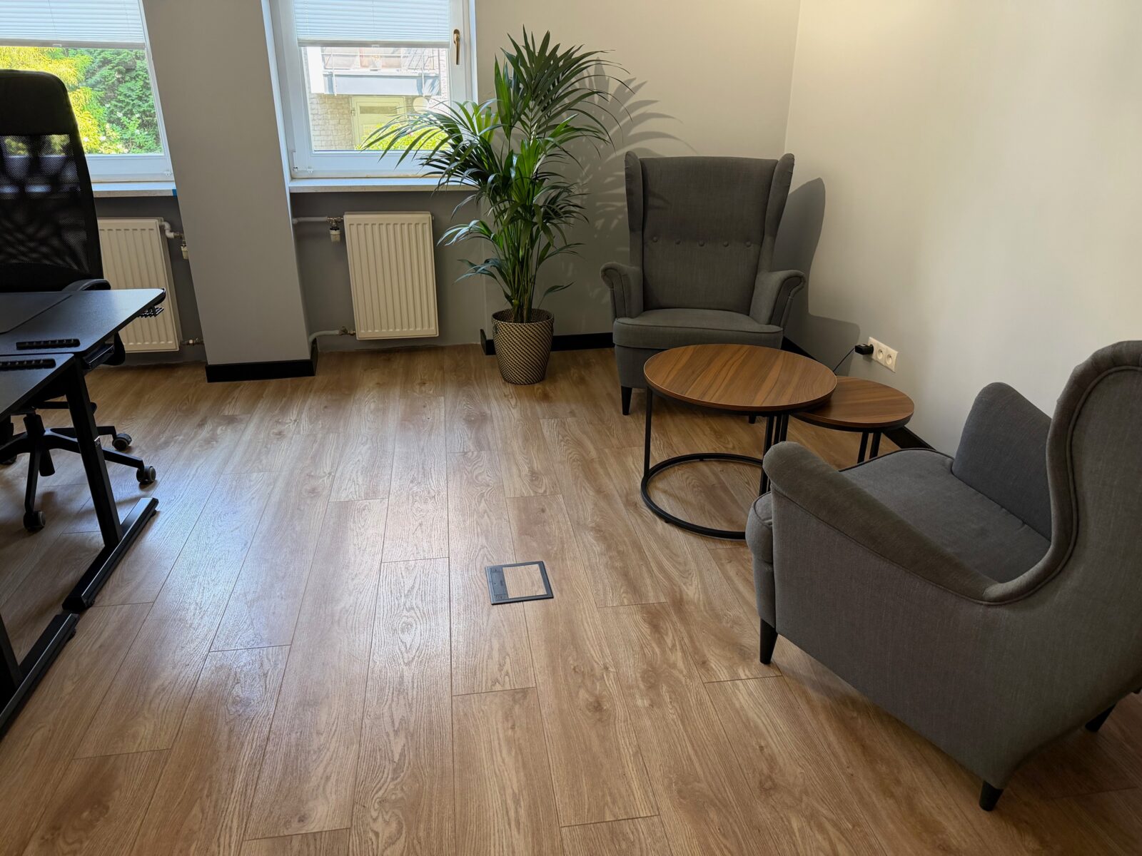 Biurko dla 1 osoby — Zamkowa Coworking, Kraków (3)