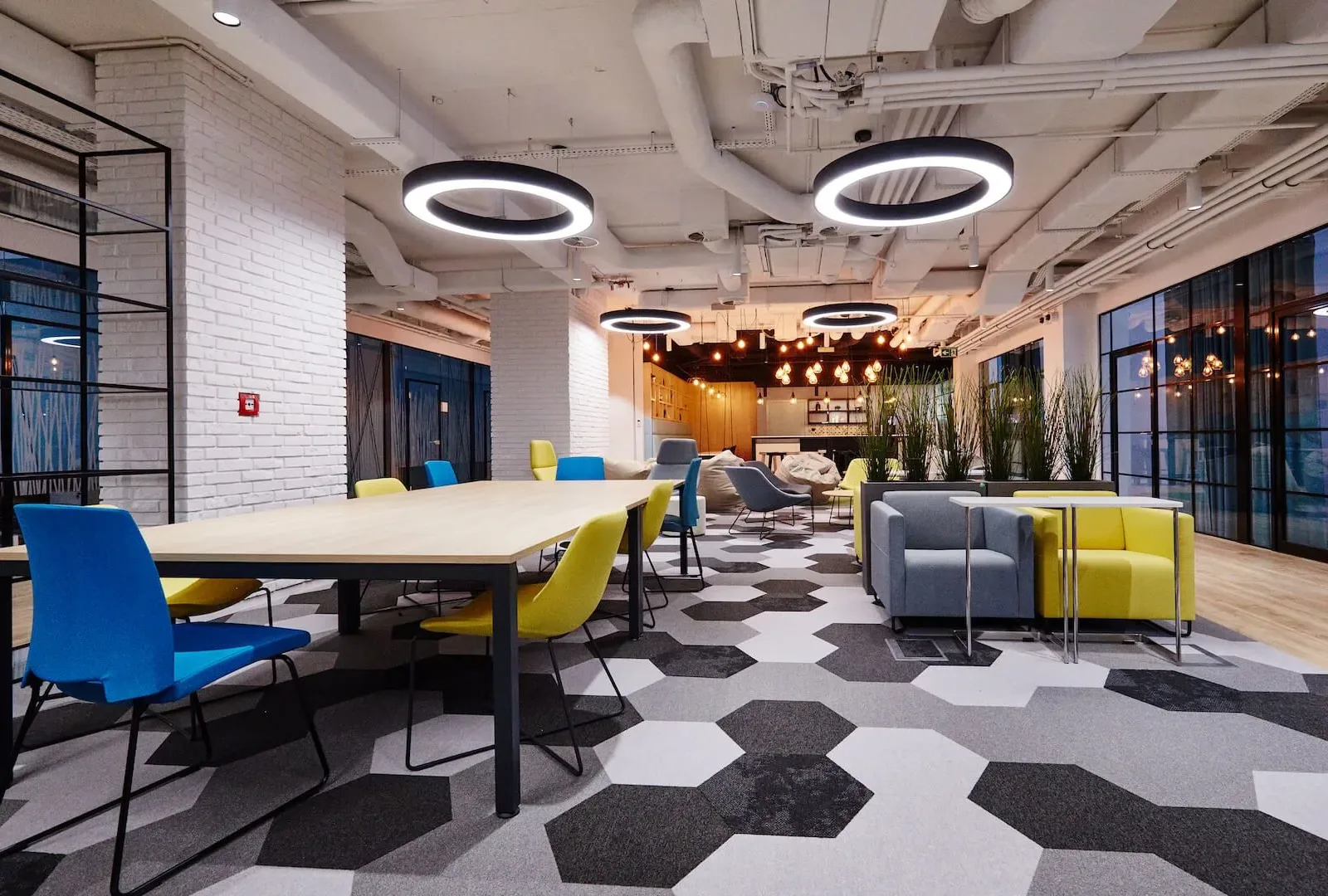 HOT DESK — WORKIN, Warszawa (1)