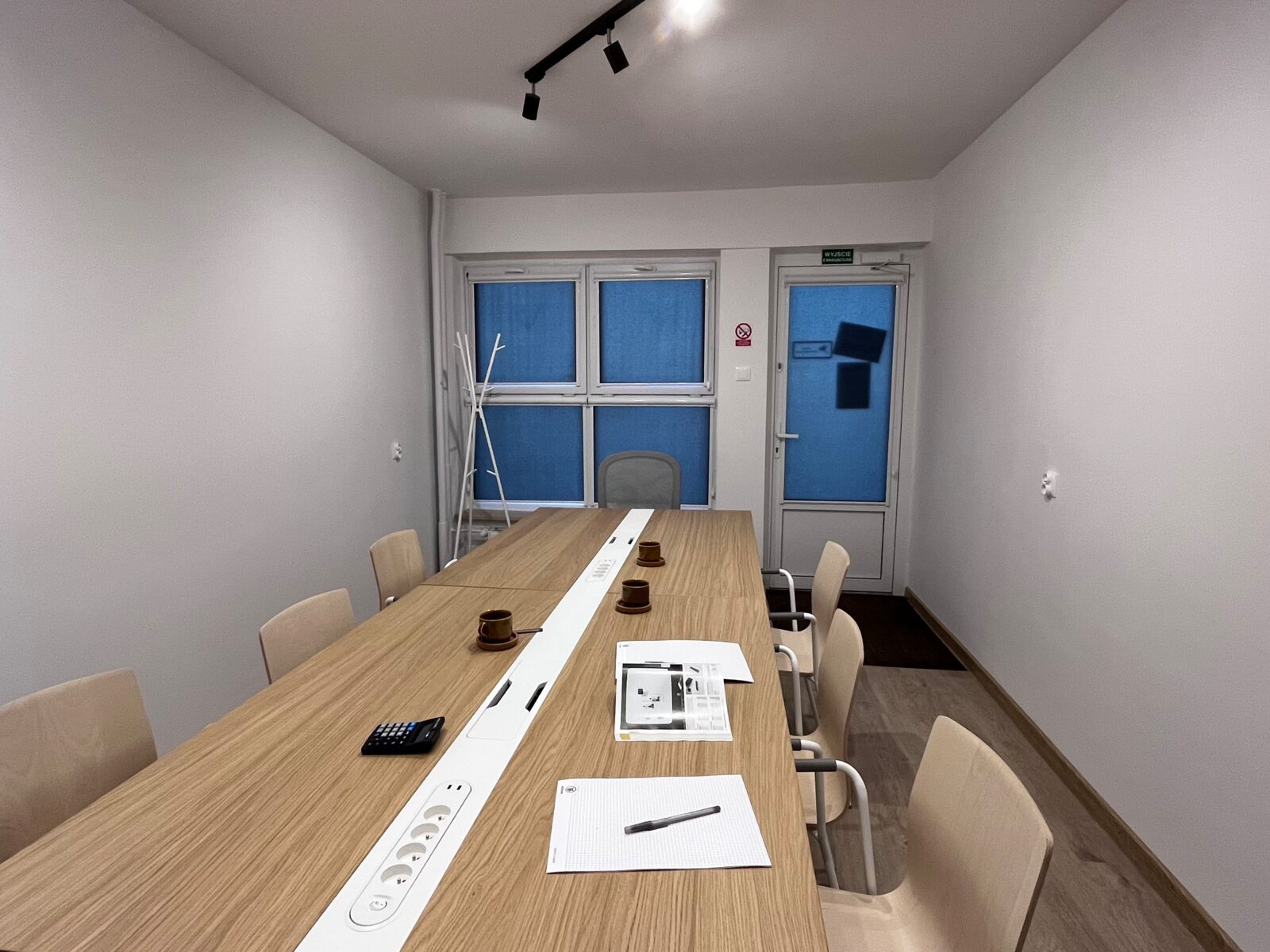 Wolne biurko — salka konferencyjna — Wolne Biurko, Poznań (3)